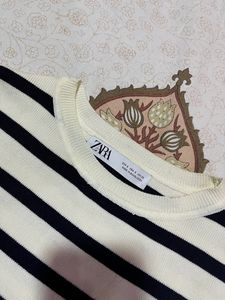 ZARA New Stripped Top