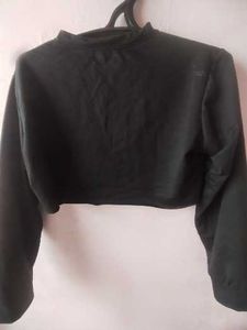 Trendy Cropped Graphic Sweatshirt