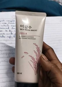 Rice Water Bright Foaming Cleanser