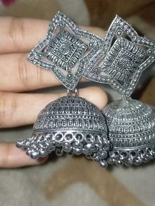 Silver Jhumka Earrings