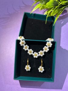 White Floral Necklace And Earrings