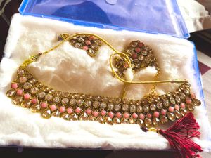 Elegant Necklace &amp; Earring Set new with tag