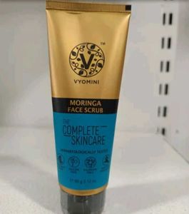 Vyomini Morninga Facial Scrub, 60g