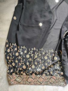 Elegant Black Dupatta