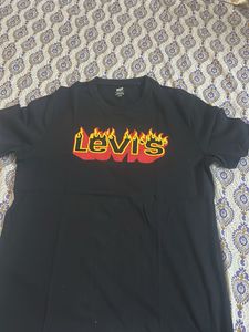 Levi's Graphic Tee - Flame Logo