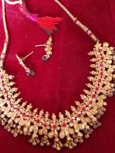 Vintage Gold Tone Necklace