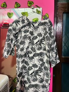 Elegant Black Striped Kurta Set