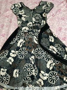 Black Colour Printed Gown Only Rs 139