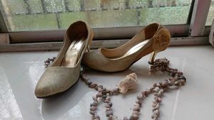 Party Golden Heels