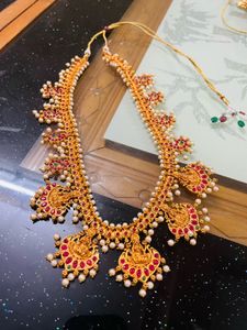 Elegant Necklace Set