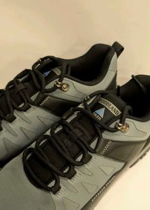 Trail Shoes Size 8 🔥