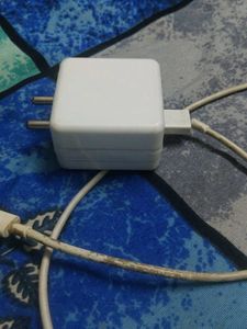 Supervooc 80W Adapter With Cable