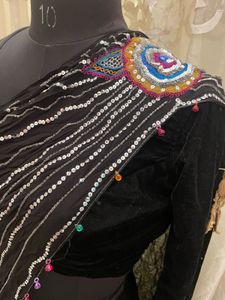 nazar na lage Black Saree