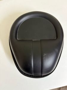 JBL TUNE 720BT (Includes Hard Case + Audio Cable)