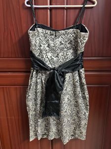 Elegant Patterned Mini Dress