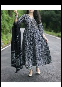 Elegant Black & White Anarkali Suit