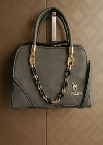 Brand New Stylish Grey Handbag 👜