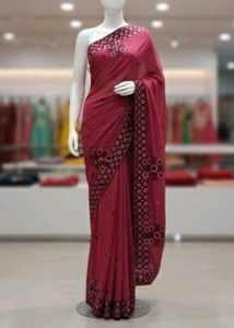 Maroon Saree 🌺 sale