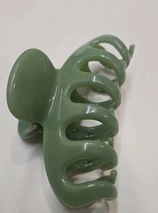Big-Sized High-Quality Clutcher