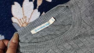 Gray Knit Pullover Sweater semi woolen