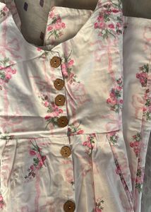 Lovely Dresss