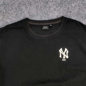 Yankees oversized baseball