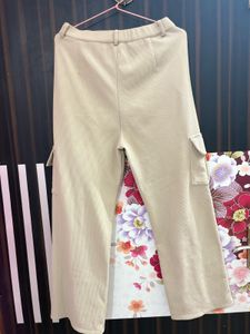 Women’s trousers
