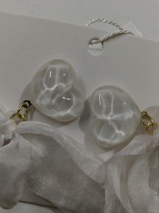 Newme Floral Earrings