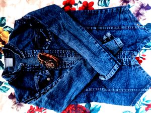 Trinding Colar Nevy Blue Denim Jacket 🆕🆕🆕🆕🆕💯