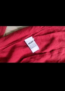 Red Kurti