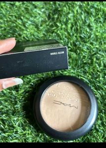MAC Extra Dimension Skinfinish