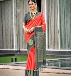 MAAHISMATHI SILK