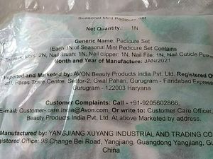 Avon Seasonal Mint Pedicure Set