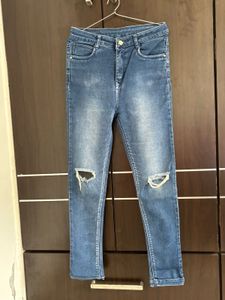 HIGHRISE BLUE JEANS 👖