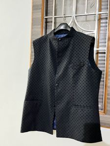 Black Sleeveless Jacket