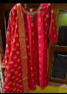 Kurta Pant Set With Dupatta