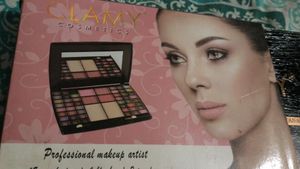 Professional makeup Kit-Clammy(48 color Eyeshadow With Mirror)