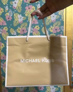 Michael Kors Carry Bag