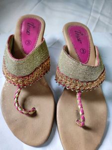 Golden/PinkWedges