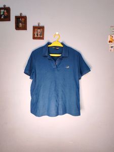 T Shirt Of Crocodile Brand It For Women