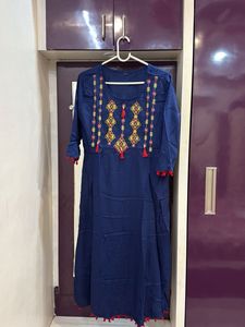 Elegant Embroidered Kurta (untouched)