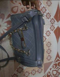 Slingbags😵