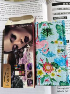 FabSecret Eyeshadow Palette & Floral Wallet