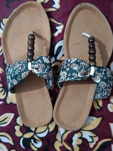 Womens Rajasthani Slippers 💕🍂