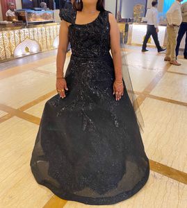 Beautiful Gown Black Looking Gorgeous Single Touch