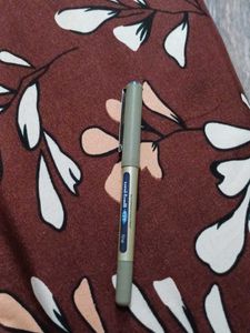 Uni-Ball Liquid Ink Rollerball New &amp;Nataraj Pencil