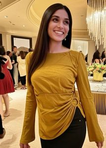 Effortless Chic in Mustard – Own the Look!