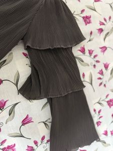 Ruffle Sleeve Top