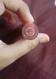Gush Lipgloss sheer sparkle