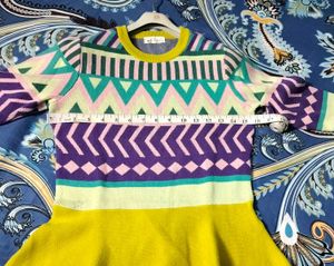 FUN PATTERN SWEATER 💛